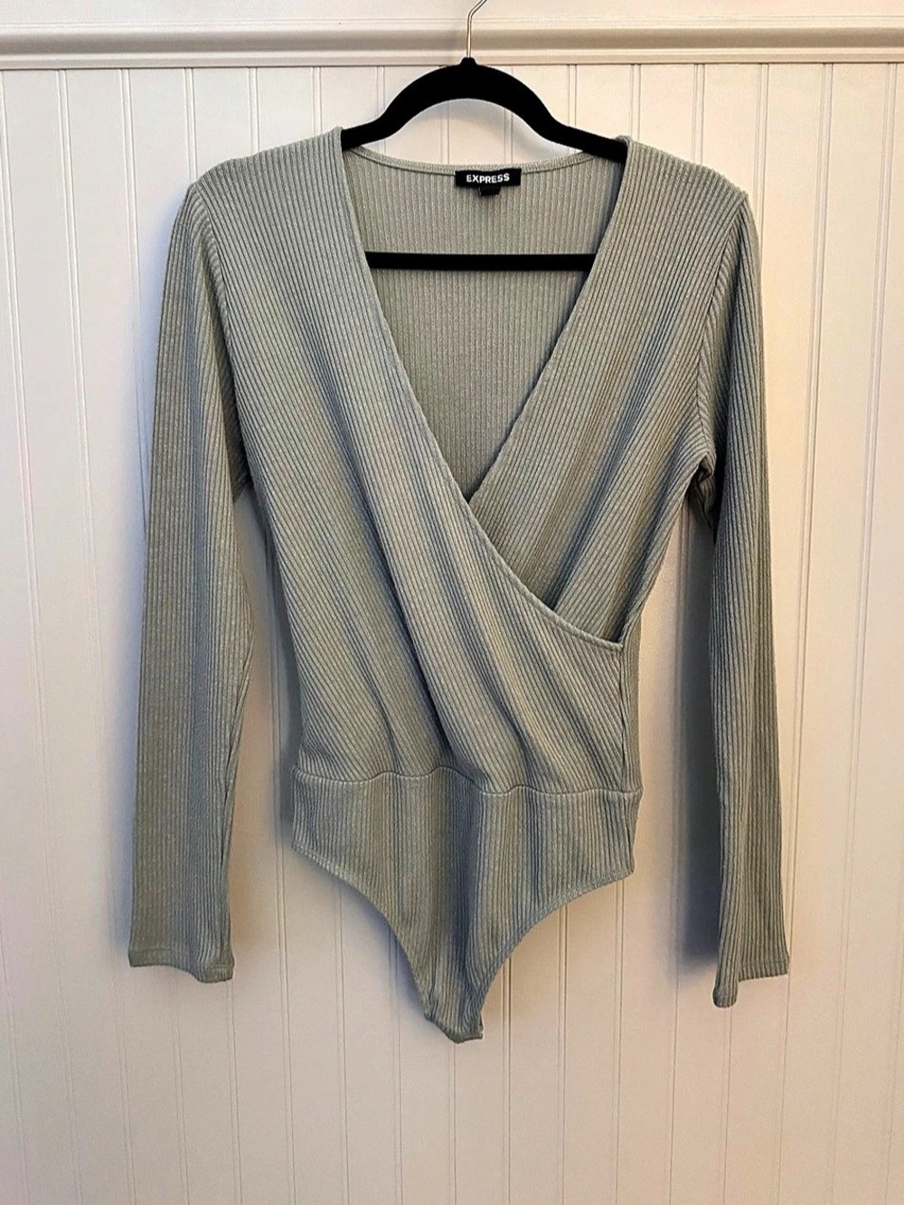 EXPRESS Ribbed Wrap Bodysuit in Gray Size Medium Like New